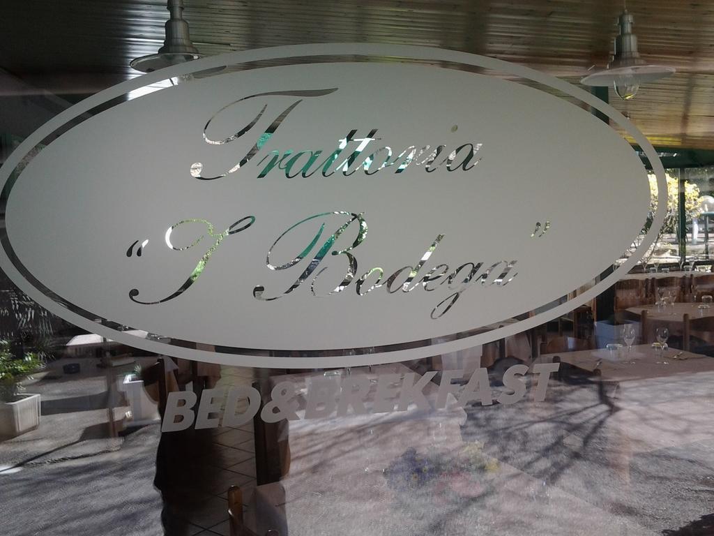 Trattoria I Bodega Hotel Abbadia Lariana Exterior foto