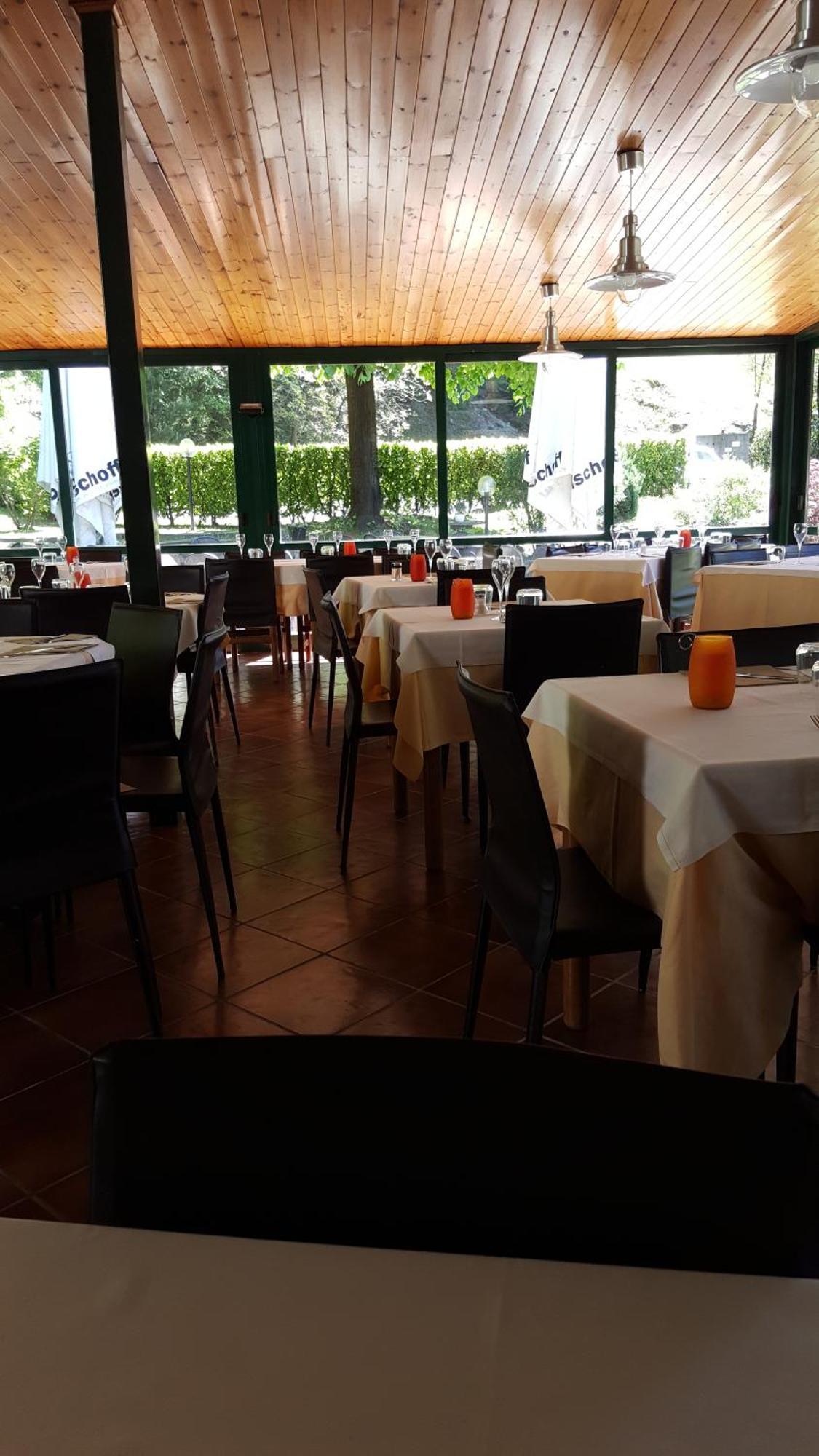 Trattoria I Bodega Hotel Abbadia Lariana Exterior foto